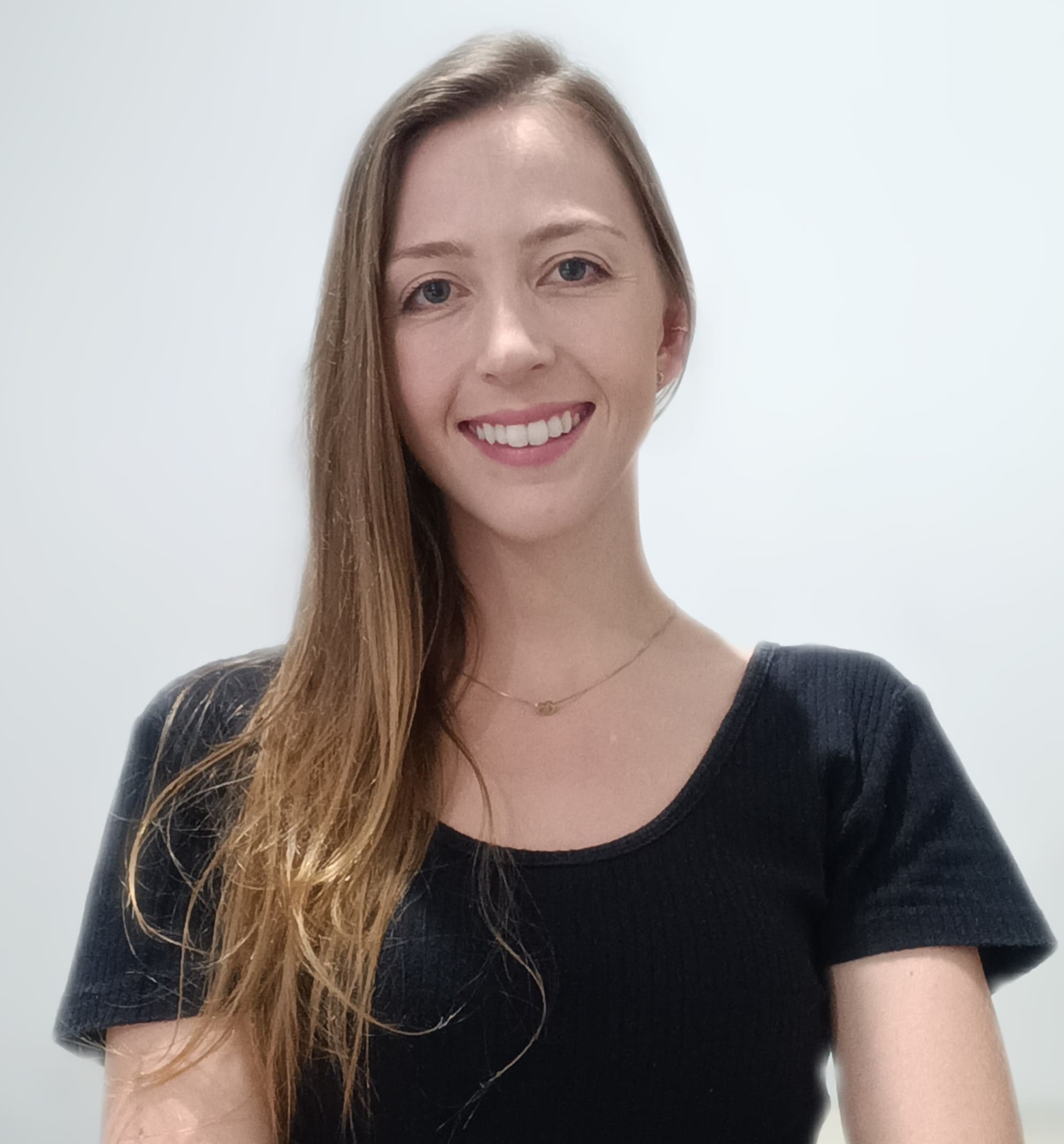 Ana Paula Anton Author Image